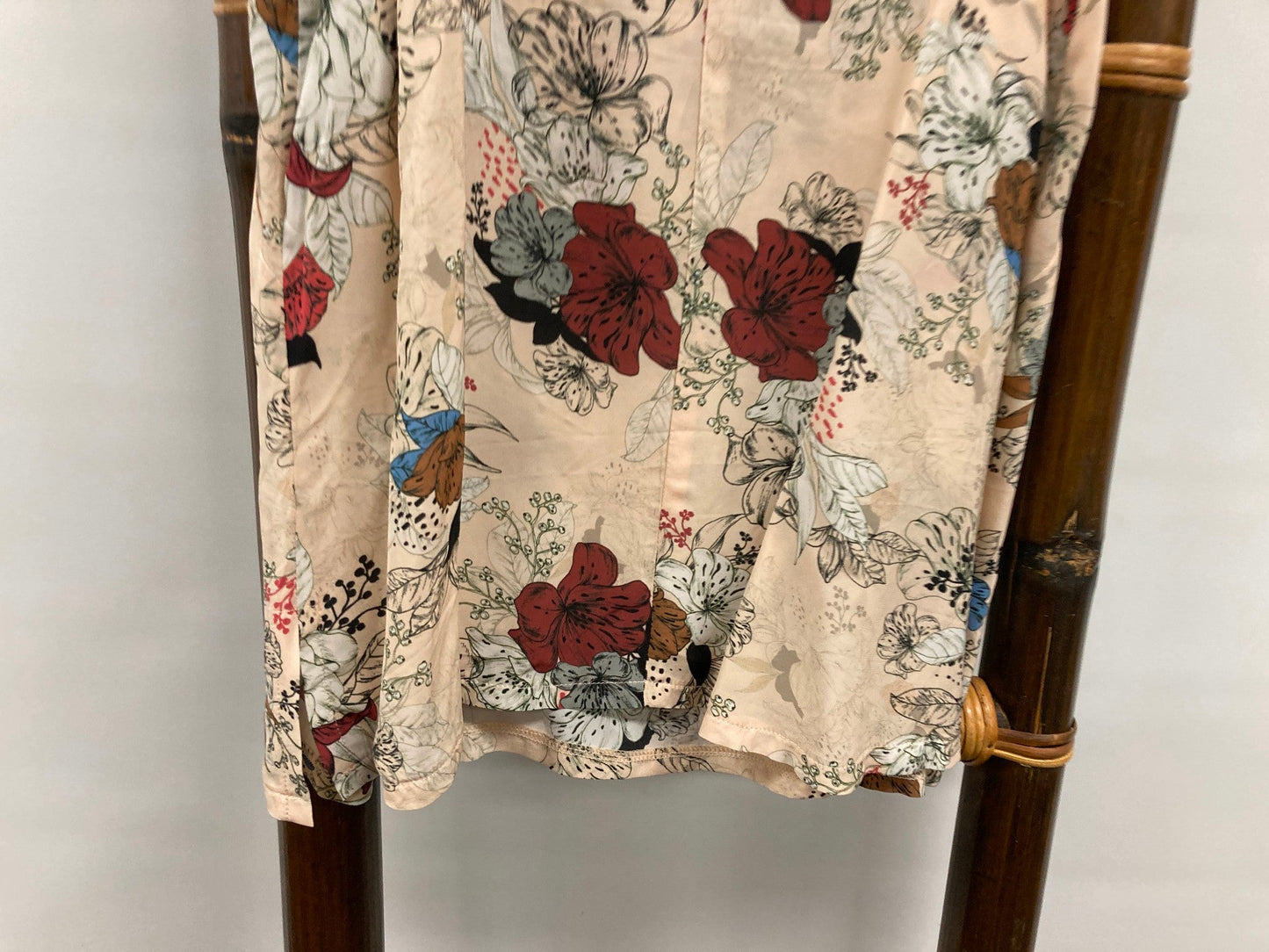 By Willa Camisole Style Floral Top Cream Browns Ladies Sz 8 NEW